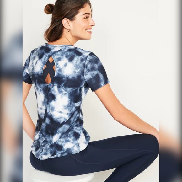 Old Navy Athletic T-Shirt - Picture 2 of 5